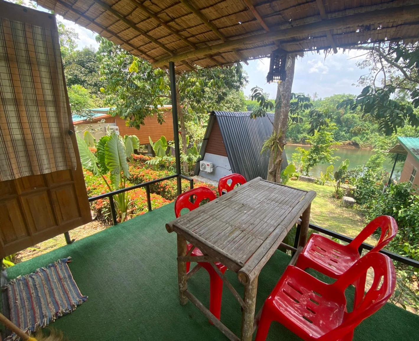 Klongsaeng Framstay Ban Tha Khun Exterior foto